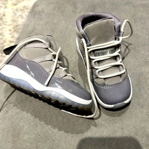 Toddler JORDAN 11 RETRO Cool Grey 2021